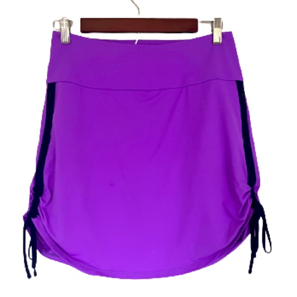 NWOT KINONA PURPLE RUCHED GOLF SKORT SIZE S
